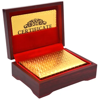 Altın Folyo Iskambil Kartları ahşap Kutu dolu sihirli hileler 24 K altın Su Geçirmez Plastik poker Sihirli kart zarif hediye 81306