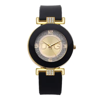 Basit Siyah Beyaz kuvars saatler Kadınlar Minimalist Tasarım Silikon kayışlı kol saati Büyük Arama kadın Moda Yaratıcı İzle