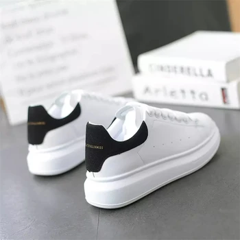 Vulkanize erkek ayakkabıları Dantel-up koşu Ayakkabısı beyaz ayakkabı Platformu Sneakers severler Beyaz Sneakers yüksek kaliteli ayakkabılar boyutu 36-44