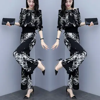 Kadın günlük giysi 2021 Yaz Yeni Bluzlar Eşofman Off-omuz Yaka Siyah Kırpma Üst Geniş Bacak Flare Pantolon Moda 2 Parça Set