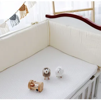 100 % Yeni Waffle Beşik Tampon Pedleri Yenidoğan bebek yatağı Tampon Beşik Etrafında Yastık Karyolası Koruyucu Yastıklar Odası Dekor 200x28cm
